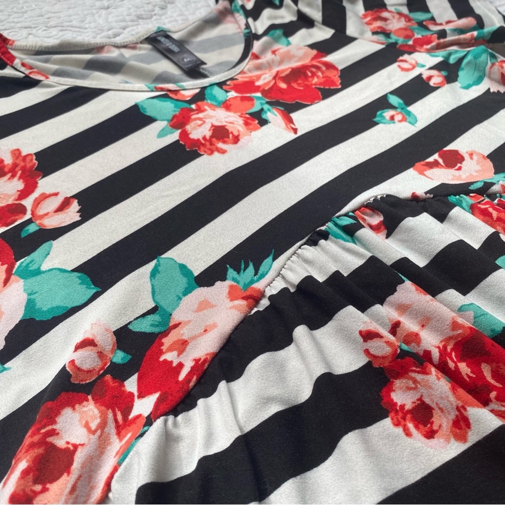 Agnes & Dora Muse top